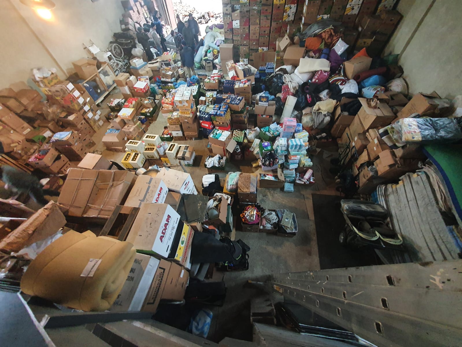 09 HilfsgueterKomplett